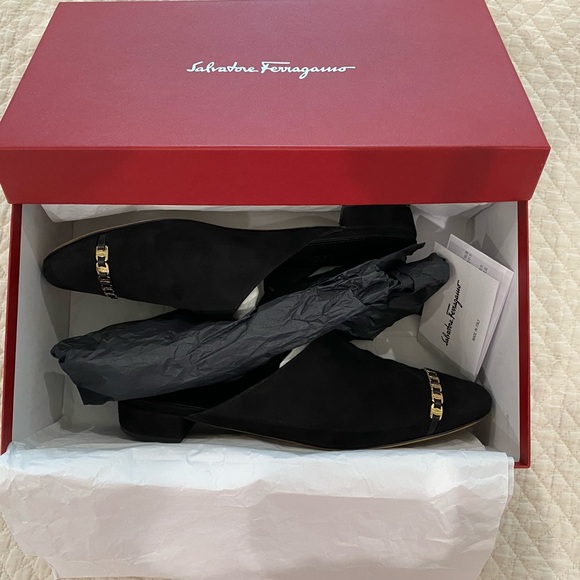 Salvatore Ferragamo Black Suede Muggia Slip-on Mules with Chain Logo Detail 8C - Picture 4 of 13